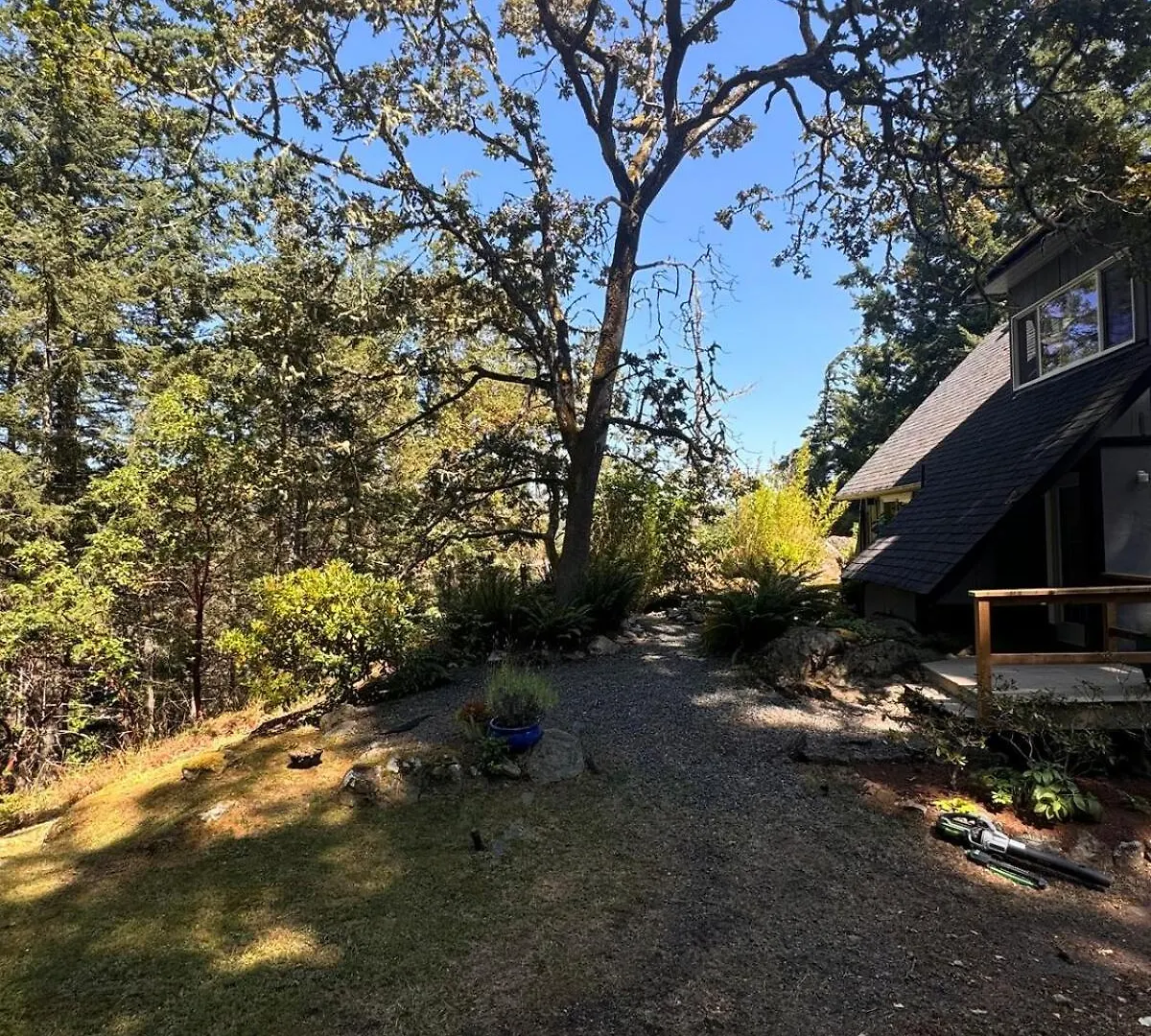 Wedgewood House Cottage In Metchosin Victoria 0*,  Canada