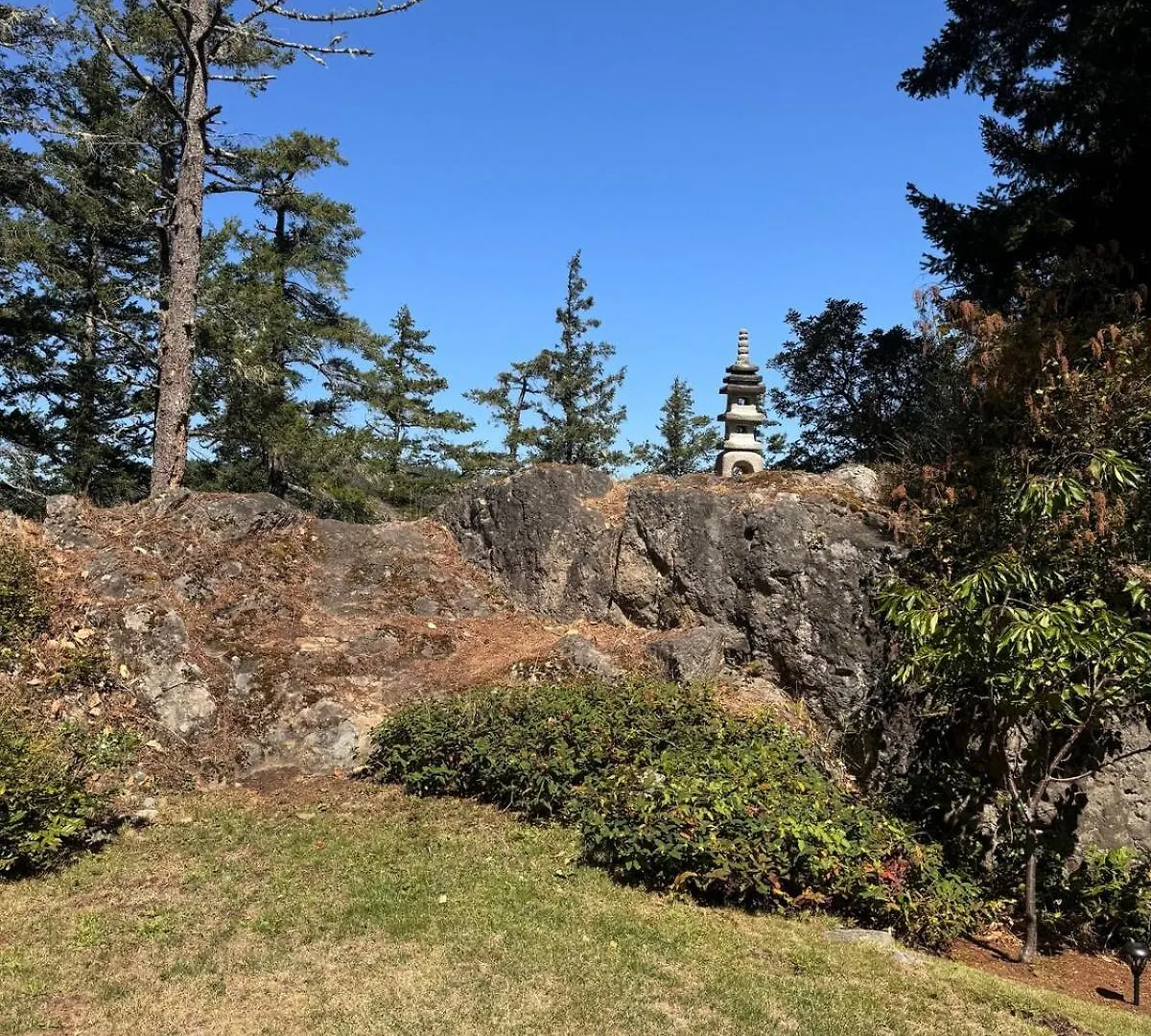Wedgewood House Cottage In Metchosin Victoria Canada